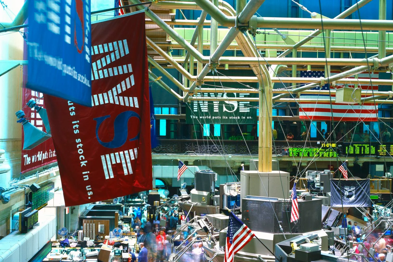 Traders on the floor of the New York Stock Exchange